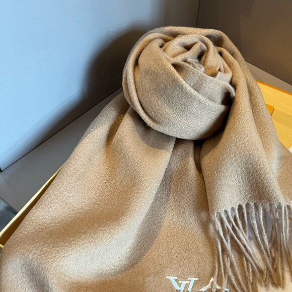 Louis Vuitton Cashmere Scarf - Picture 5 of 5